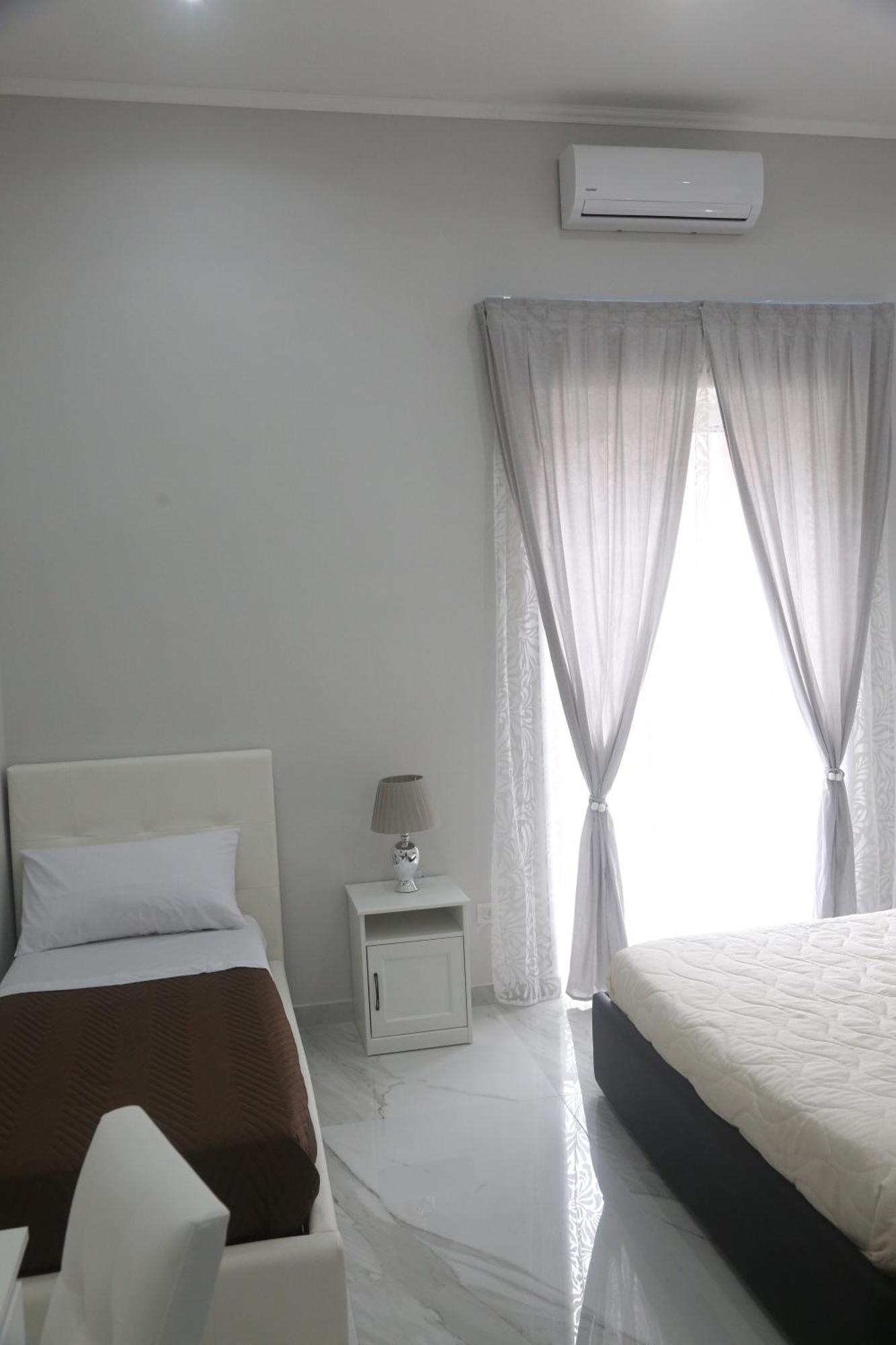 Opera Home Napoli エクステリア 写真